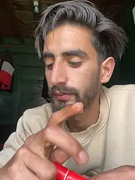 lyath3245 online show from April 2026 09:14:01 AM