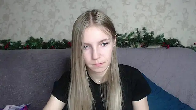 HitGyrl online show from December 2025 02:29:01 AM