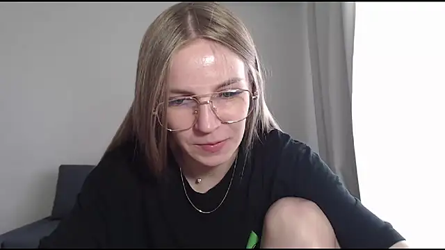 HitGyrl online show from July 2026 07:47:01 AM