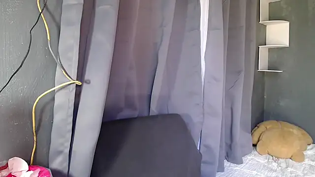 urseductivebarbie xx online show from October 2025 04:32:01 AM