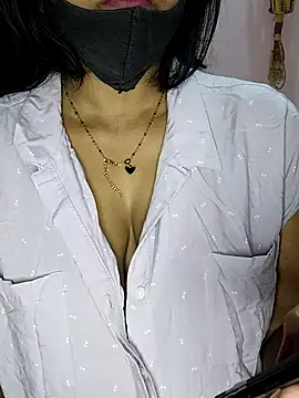 Snapshot of sneha_bebo chatting on February 2026 03:50:02 PM sneha bebo online show from February 2026 03:50:02 PM