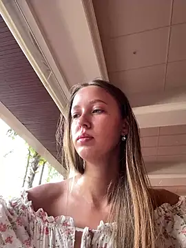 ElliRose online show from October 2025 02:01:02 AM