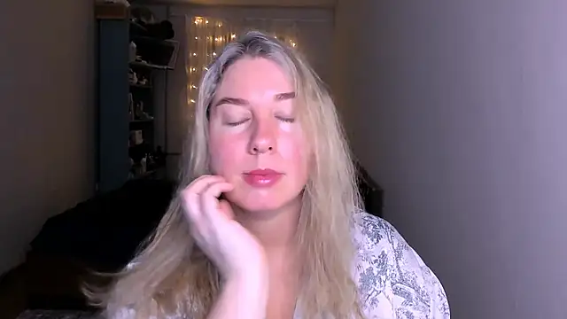 NancySanders online show from April 2026 08:31:02 PM