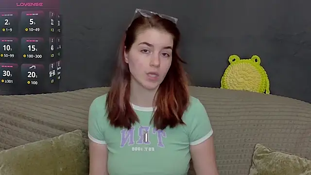 ElzaBlis online show from November 2025 04:07:02 PM