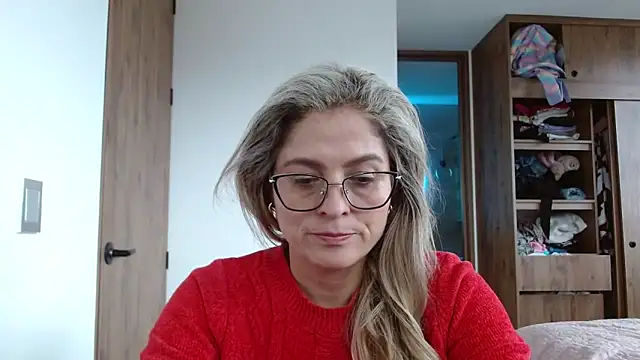 linda-mature43 online show from September 2025 06:52:01 PM