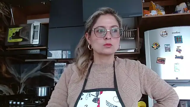 linda-mature43 online show from October 2025 01:12:01 PM