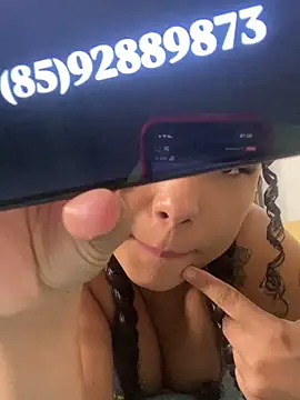 jhennyfer online show from January 2026 05:23:02 AM