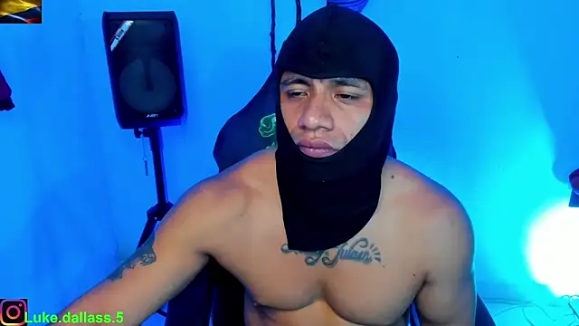 zeus 7777 online show from December 2025 01:02:02 AM