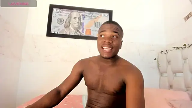 Snapshot of eduward_carter chatting on May 2026 09:30:02 PM eduward carter online show from May 2026 09:30:02 PM