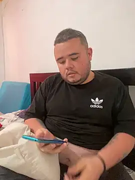 Chimbo-1996 online show from October 2025 07:03:02 PM