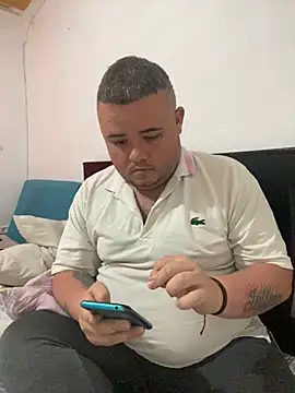 Chimbo-1996 online show from October 2025 08:32:01 PM