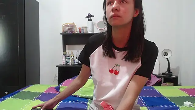 Snapshot of nathaly_jones_ chatting on July 2026 01:04:02 PM nathaly jones online show from July 2026 01:04:02 PM