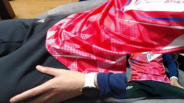 Yasu2000 online show from April 2026 12:45:01 AM