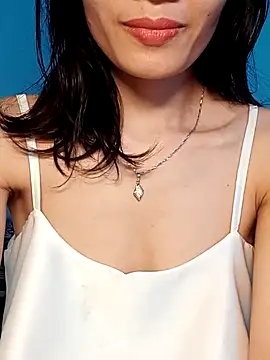 Hinna x online show from November 2025 07:51:02 AM