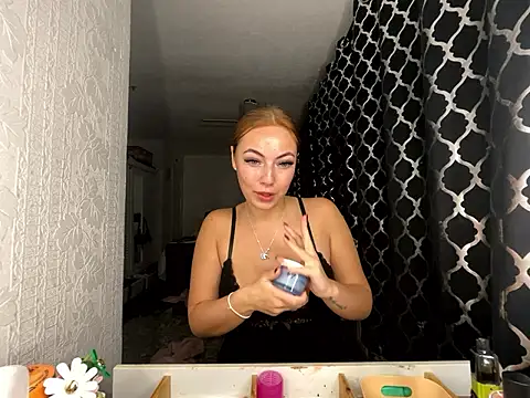 Snapshot of AroraAngel chatting on January 2026 12:34:02 AM AroraAngel online show from January 2026 12:34:02 AM