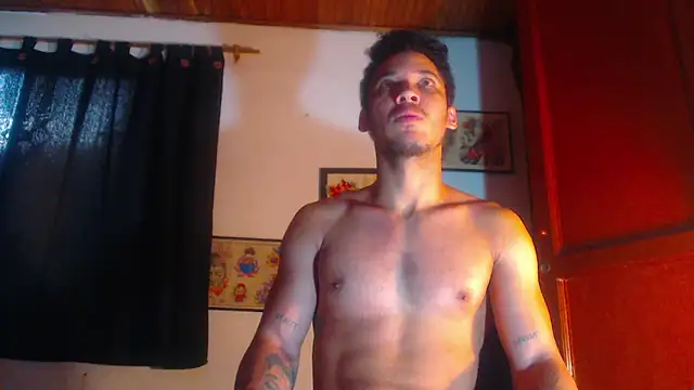 RuiMaddoox online show from October 2025 12:02:01 PM