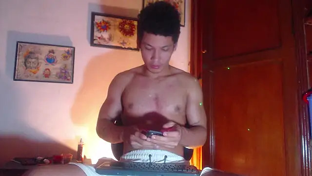 RuiMaddoox online show from October 2025 11:11:01 AM