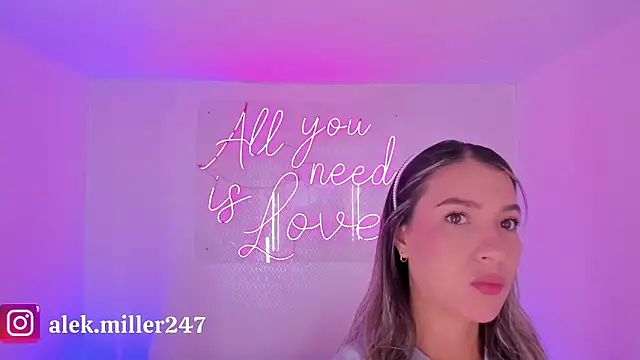 aleksandramiller  online show from February 2026 01:05:02 PM