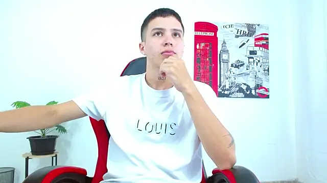 Snapshot of Cumandres18 chatting on November 2025 02:16:02 PM Cumandres18 online show from November 2025 02:16:02 PM