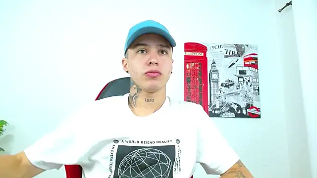 Snapshot of Cumandres18 chatting on January 2026 03:16:01 PM Cumandres18 online show from January 2026 03:16:01 PM