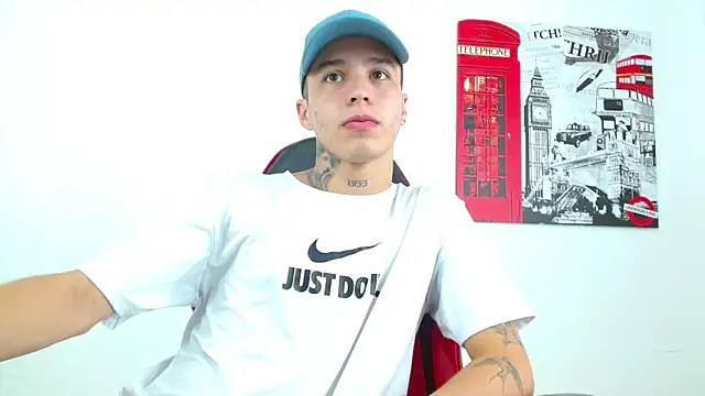 Snapshot of Cumandres18 chatting on February 2026 02:56:02 PM Cumandres18 online show from February 2026 02:56:02 PM