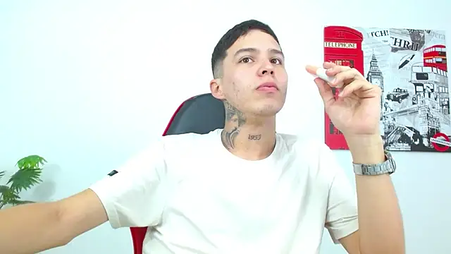 Snapshot of Cumandres18 chatting on February 2026 02:57:01 PM Cumandres18 online show from February 2026 02:57:01 PM