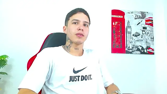 Snapshot of Cumandres18 chatting on February 2026 03:33:01 PM Cumandres18 online show from February 2026 03:33:01 PM