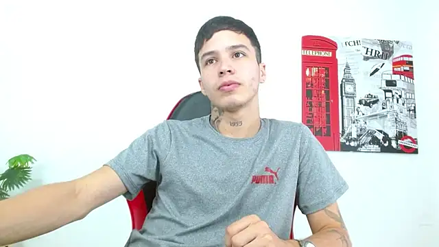 Snapshot of Cumandres18 chatting on February 2026 03:23:01 PM Cumandres18 online show from February 2026 03:23:01 PM