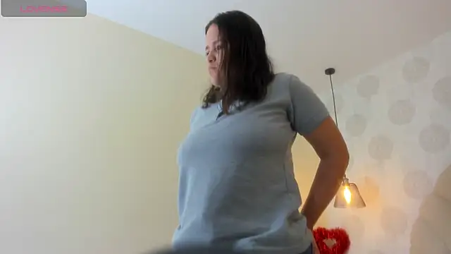 GIANAMILLER6 online show from March 2026 12:12:02 PM