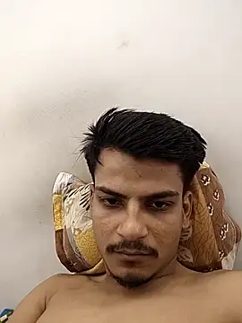Snapshot of KaranSingh0m chatting on May 2026 09:53:01 PM KaranSingh0m online show from May 2026 09:53:01 PM