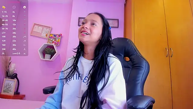 EmmaAnturin online show from September 2025 09:25:01 PM