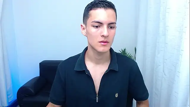 Matiius18 online show from December 2025 02:11:01 PM