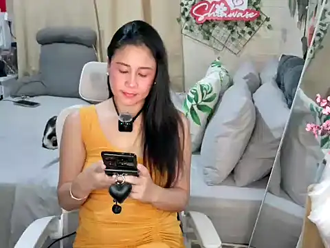 Shiawase1125 online show from September 2025 08:34:01 PM