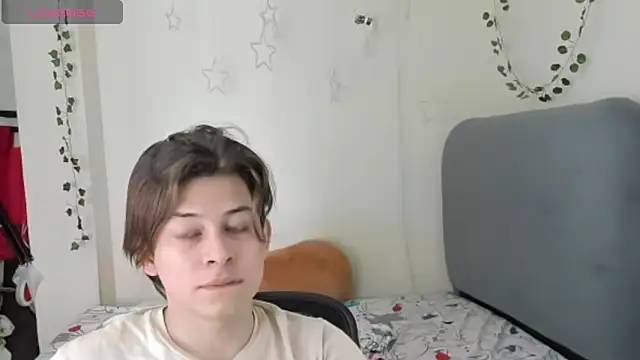 Felix art online show from October 2025 07:11:01 PM