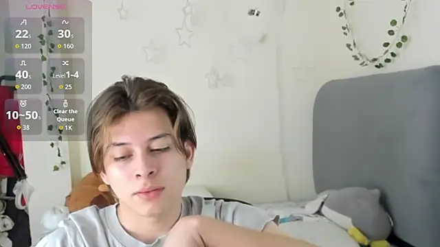 Felix art online show from October 2025 06:50:01 PM