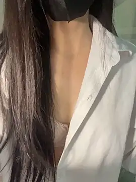 Snapshot of Dior_baby chatting on October 2025 01:58:02 AM Dior baby online show from October 2025 01:58:02 AM