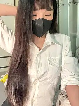 Snapshot of Dior_baby chatting on November 2025 04:12:02 AM Dior baby online show from November 2025 04:12:02 AM