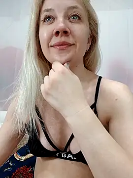 HeronDenni online show from April 2026 08:35:02 AM