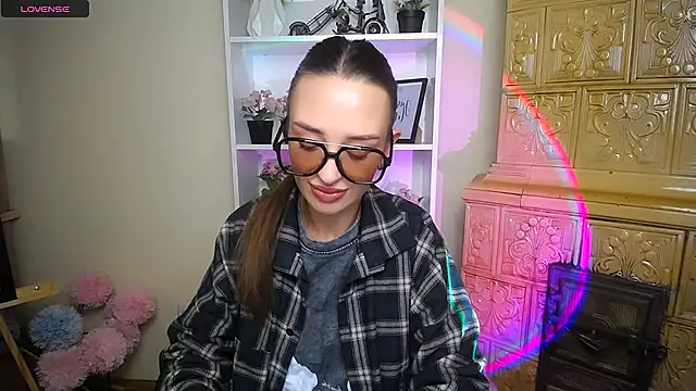 BonnieX  online show from November 2025 09:31:01 AM