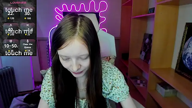 AliceHaris online show from November 2025 06:13:02 AM