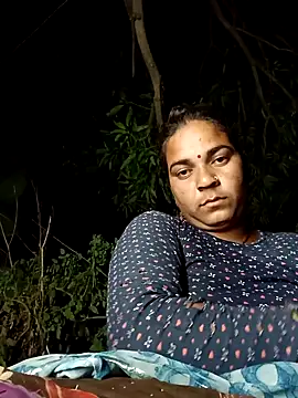 Snapshot of Radha_hotx chatting on October 2025 04:35:01 PM Radha hotx online show from October 2025 04:35:01 PM