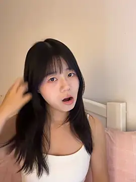 Ella-A9 online show from October 2025 02:50:02 PM