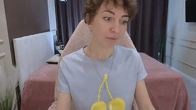 daniellia  online show from October 2025 08:12:01 AM