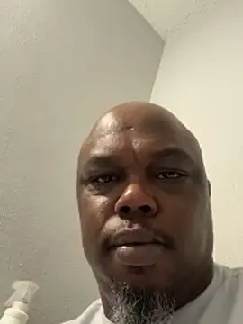 devon3421 online show from November 2025 05:57:01 PM