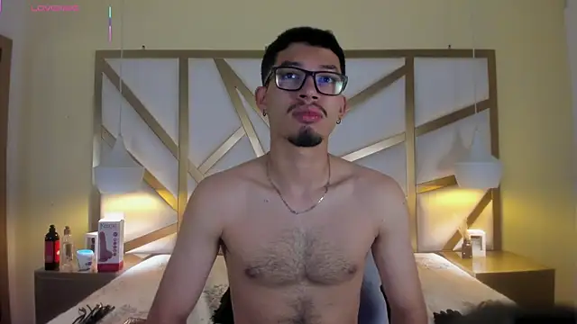 Jaxon Carter online show from April 2026 02:00:01 AM