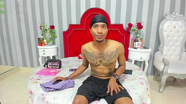 CaroyAndy online show from January 2026 12:29:01 PM