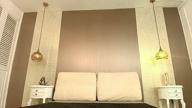 Tiifany Baker online show from February 2026 07:47:02 PM