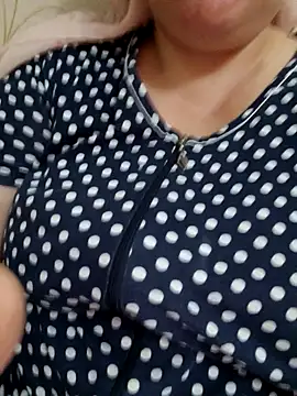 Uzhili online show from October 2025 06:19:01 PM