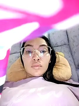 lucyy liiuu online show from October 2025 10:52:02 PM