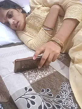 Sofia kuuu online show from November 2025 11:34:02 AM